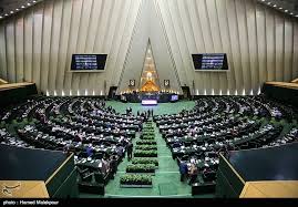 عدل هاشمی پور در نطق میان دستور؛دولت از فرصت حضور رییس جمهور در مجلس برای حل مشکلات اقتصادی استفاده کند